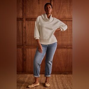 NWT Cabi Harlow Jean Frost Wash Size 12